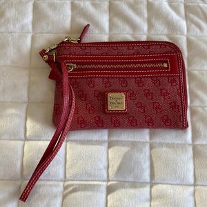 Dooney & Bourke wallet